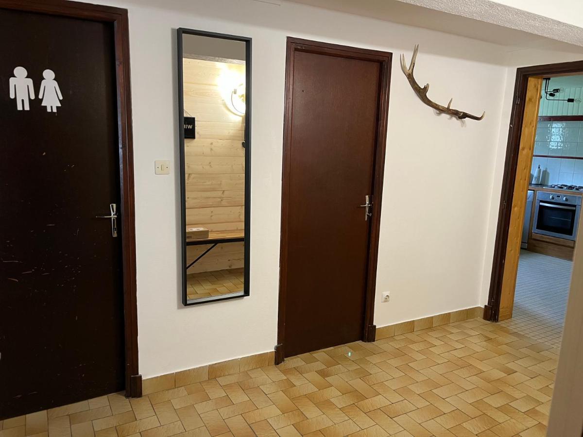 Апартаменты Chez Didi Кастийон-де-Ларбуст Экстерьер фото